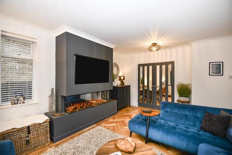 undefined, The Vale, Kirk Ella, Hull