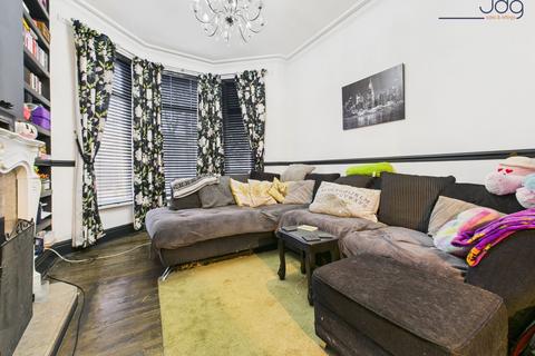 4 bedroom terraced house for sale, Central Drive, Morecambe | Sapcious four bedroom home with modern kitchen and bathroom