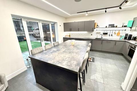 3 bedroom semi-detached house for sale, 54 Coppice Close, Sheffield, S36 1LS
