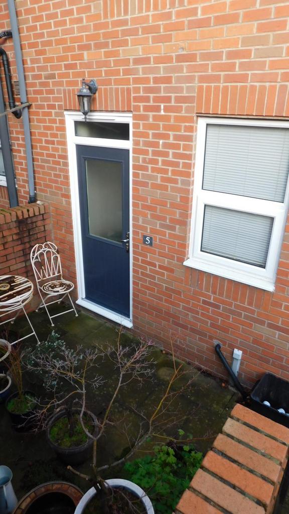 Rear Courtryard