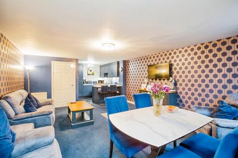 2 bedroom apartment for sale, Charlotte Close, West Yorkshire HX1