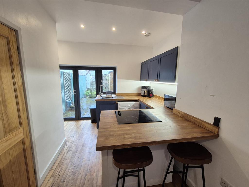 Kitchen.jpg