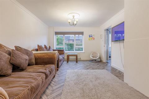 undefined, Beaconfield Road, Epping