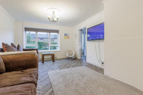 undefined, Beaconfield Road, Epping