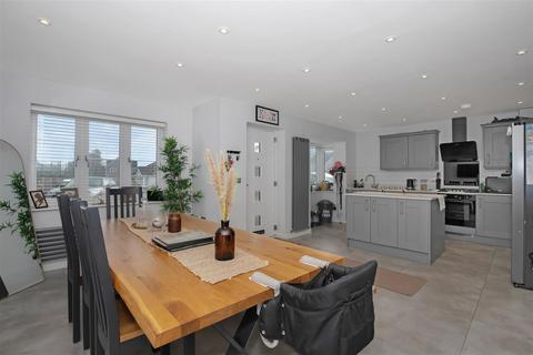 undefined, Aldens Close, Bristol BS36