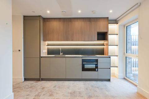 Studio to rent, 2 Maple Mews, Bow E3