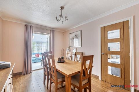 4 bedroom detached house for sale, Stoneycroft, Bracken Hill, Ackworth, Pontefract, West Yorkshire