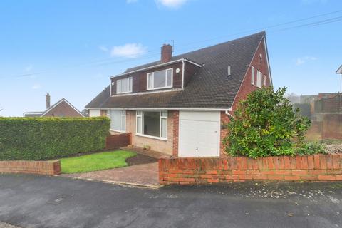3 bedroom semi-detached house for sale, Moor View Close, Castleford, West Yorkshire, WF10