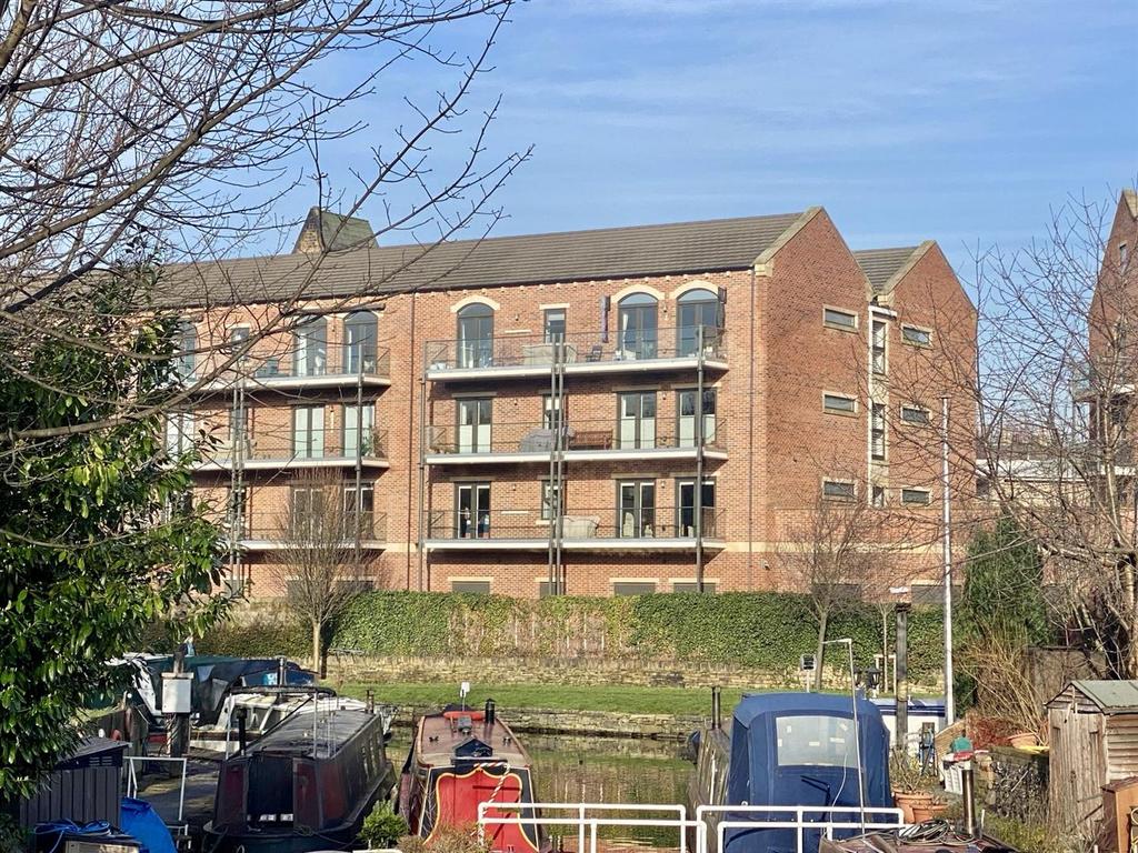 Wheatley House - Mirfield - new externals (2).jpeg