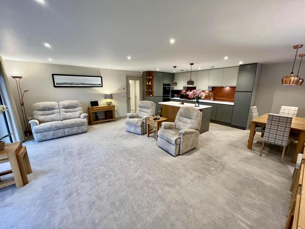 Bramleys Estate Agents - Wheatley House - Mirfield