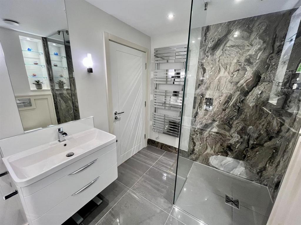 Bramleys Estate Agents - Wheatley House - Mirfield