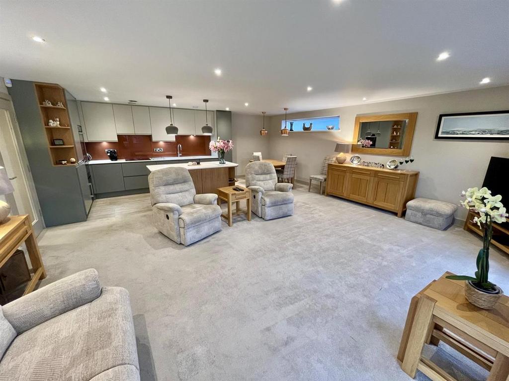 Bramleys Estate Agents - Wheatley House - Mirfield
