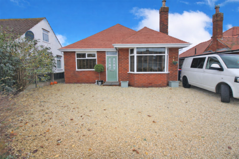 3 bedroom bungalow for sale, West Drive, Thornton FY5