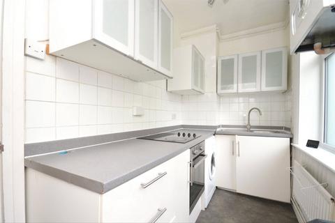 1 bedroom terraced house to rent, St. Martins Place, East Sussex BN2
