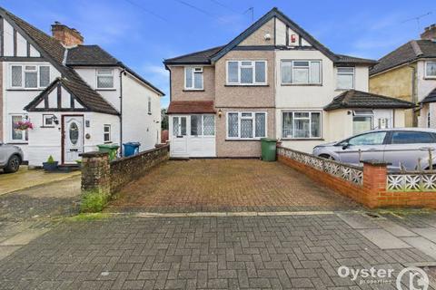 3 bedroom semi-detached house to rent, Weald Lane, Harrow, HA3