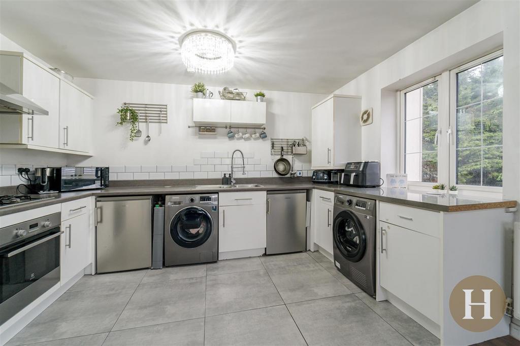 Hadleigh Estate Agents-11.jpg