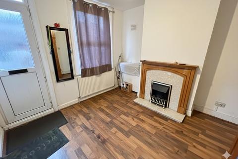 2 bedroom terraced house for sale, Highbury Road, Luton, Bedfordshire, LU3 1AE