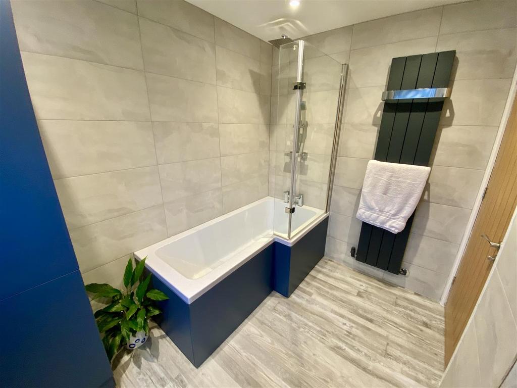 Bramleys Estate Agents - Farrar Drive - Mirfield (