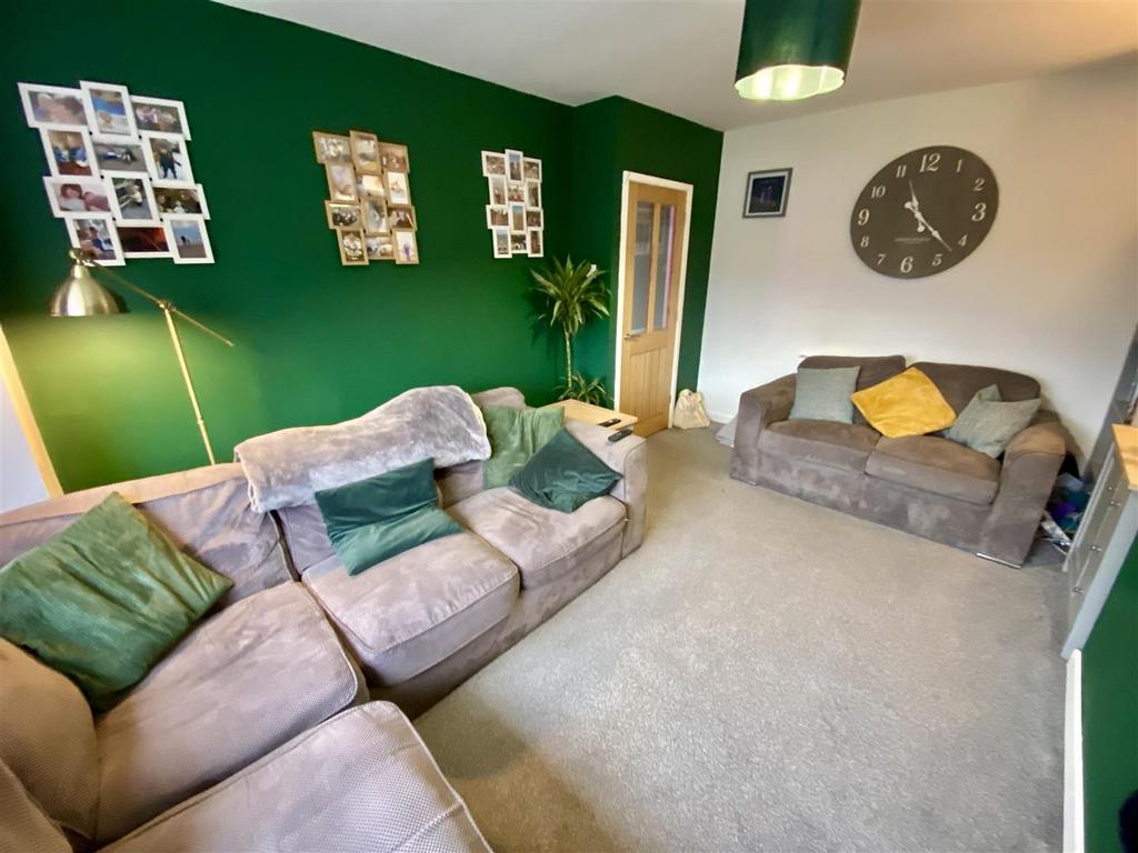 Bramleys Estate Agents - Farrar Drive - Mirfield (