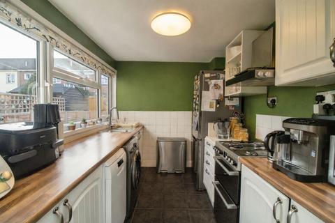 undefined, Carisbrooke Close, Basildon, SS13