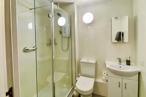 1 bedroom retirement property for sale, Upper Holland Road, Sutton Coldfield