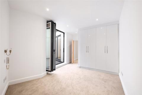 2 bedroom end of terrace house for sale, Upper Tooting Park, London, SW17