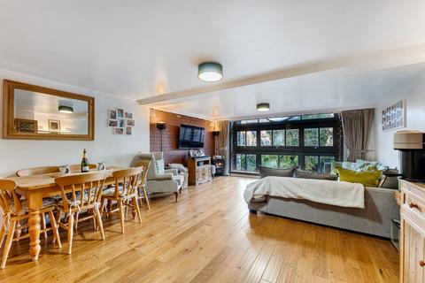 2 bedroom apartment for sale, Brook Mill, Threadfold Way, Bolton, BL7