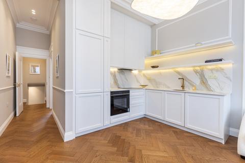 2 bedroom apartment for sale, Redcliffe Square, London, SW10