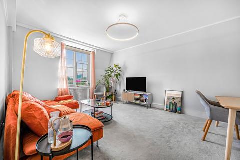 2 bedroom flat to rent, Peters Court, Porchester Road, London