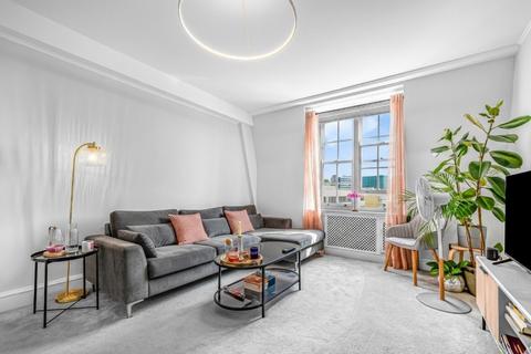2 bedroom flat to rent, Peters Court, Porchester Road, London