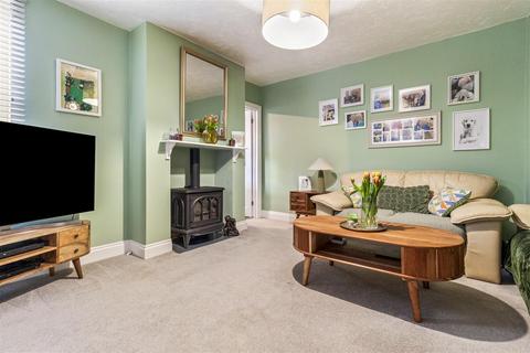 3 bedroom semi-detached house for sale, New Road, Worthing