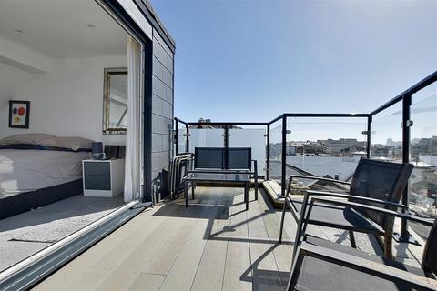 3 bedroom detached house for sale, Portland Place, Hastings