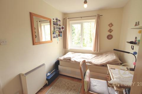 1 bedroom in a house share to rent, Tithe Barn Close, KINGSTON UPON THAMES KT2