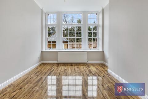 1 bedroom property to rent, Penrose House, Newsholme Drive, Winchmore Hill, London, N21