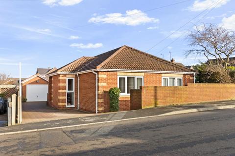 3 bedroom bungalow for sale, Town Hill, Broughton, North Lincolnshire, DN20