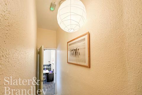 2 bedroom terraced house to rent, 32A Chaworth Road, West Bridgford, Nottingham