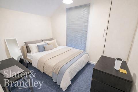 undefined, 32 Chaworth Road, West Bridgford, Nottingham