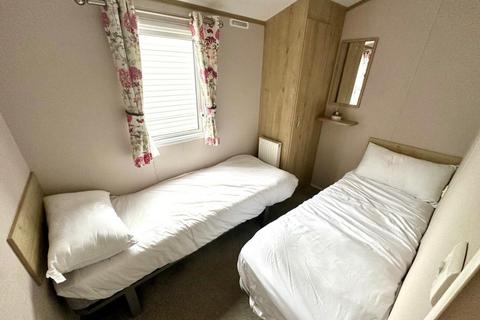 2 bedroom park home for sale, Dovercourt Holiday Park