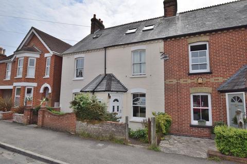 undefined, Middle Road, Lymington, Hampshire. SO41 9HE