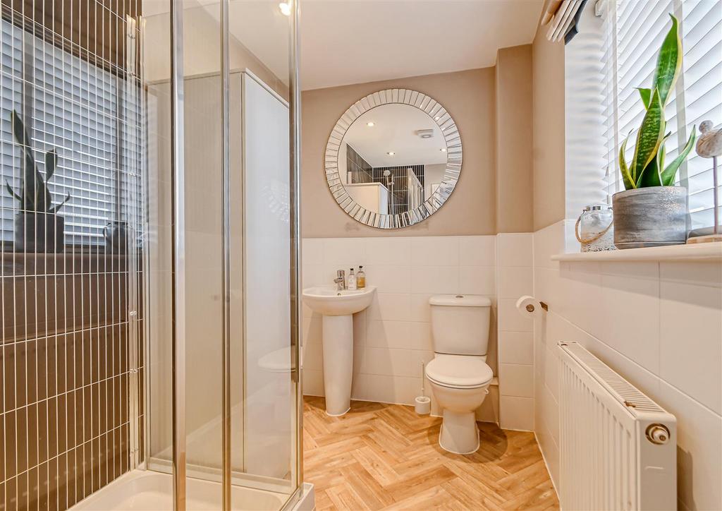 38 Hazledine Way-10.jpg
