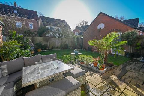 4 bedroom detached house for sale, 38 Hazledine Way, Bridgnorth