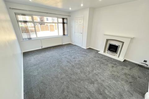 3 bedroom semi-detached house to rent, Willow Close, Brinsworth, S60
