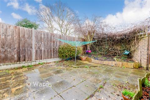 4 bedroom end of terrace house for sale, St. Edmund's Close, Erith DA18