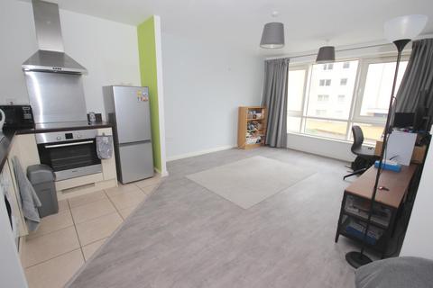 1 bedroom flat for sale, Hansen Court, Century Wharf, Cardiff