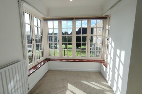 undefined, Mill Hill Close, Haywards Heath RH16