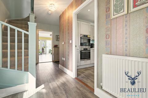 undefined, Beaulieu park CM1