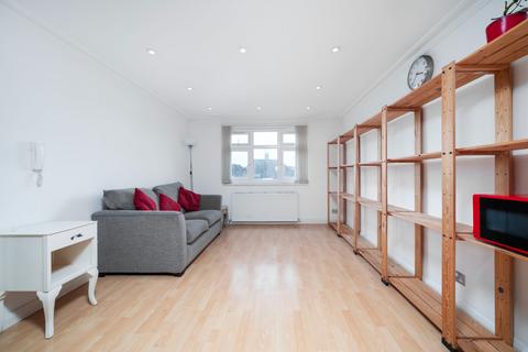 2 bedroom flat for sale, Woodstock Avenue, Golders Green NW11