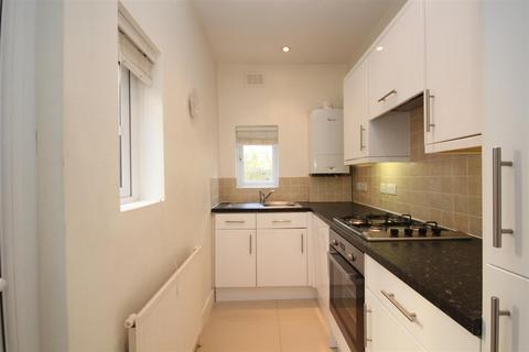 2 bedroom flat to rent, Goodwin Road, London, W12 9