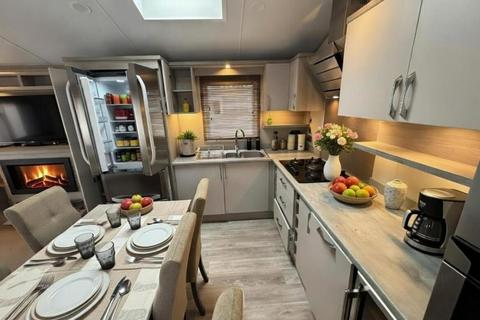 2 bedroom park home for sale, Glendale Holiday Park