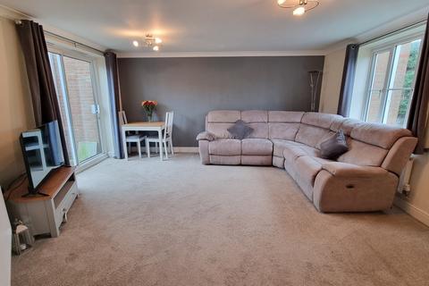 3 bedroom semi-detached house for sale, Pound Way, Southam, CV47